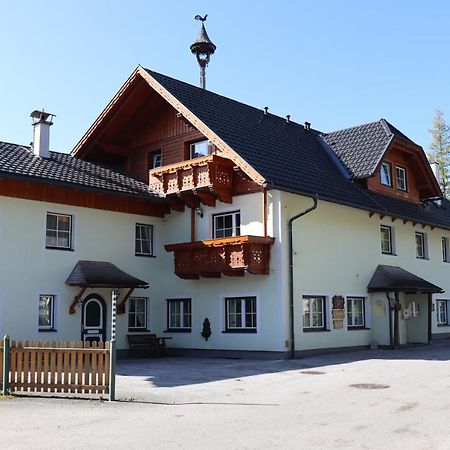 Apartman Tauplitz Skiing, Hiking, Bike, Cross Country - Haus Sandlweber Obersdorf Exteriör bild