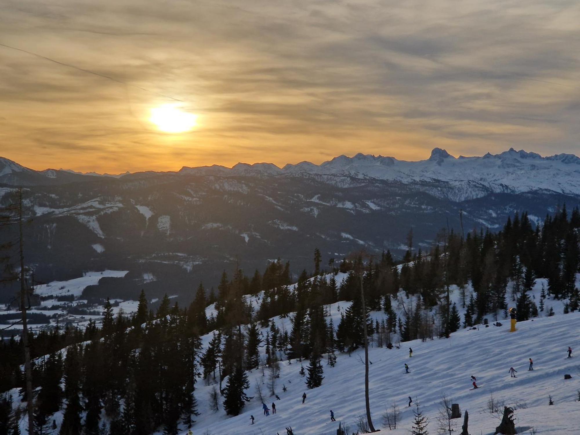 Apartman Tauplitz Skiing, Hiking, Bike, Cross Country - Haus Sandlweber Obersdorf Exteriör bild